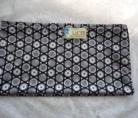 UCHI MINI Pouch Toy Carrier